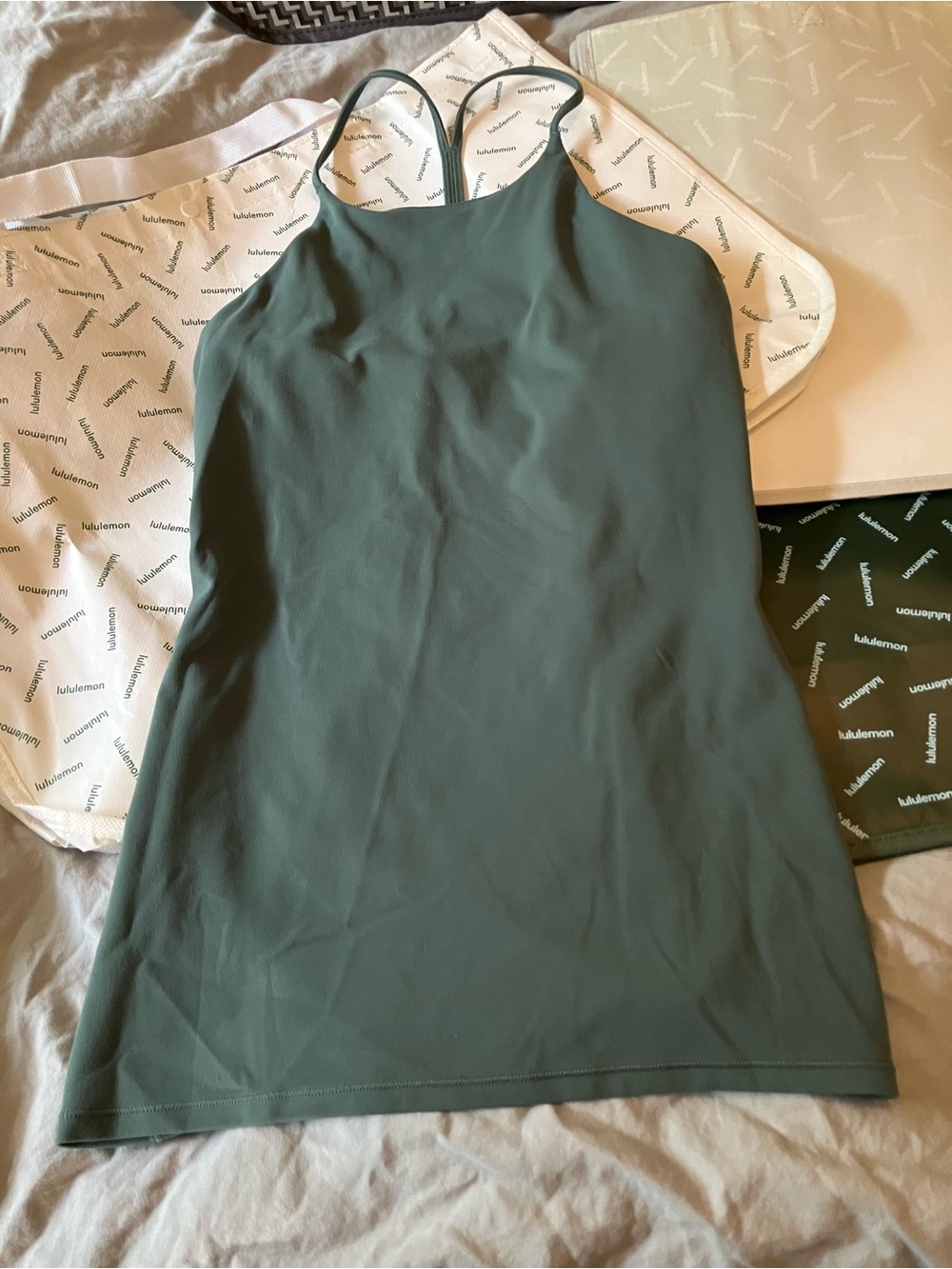 EUC Lululemon Sun Setter Tank, Sz 6, DARK FOREST